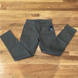 Backcountry Men’s Travel Straight Leg Pant in Olive Night sz 30